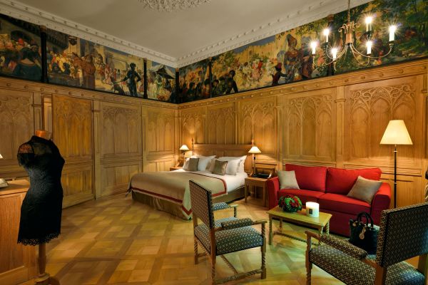 Nuit de rêve B&B en Junior Suite à l'Hôtel de la Cité ***** Carcassonne