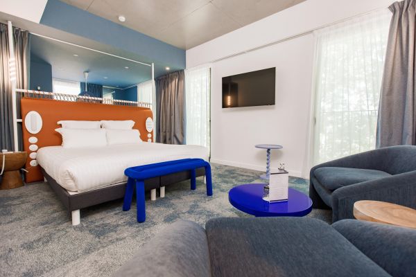 Nuit Junior Suite & petit-déjeuner